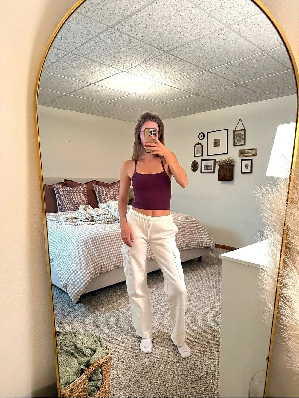 Aritzia Cozy Sweatfleece Mega Cargo Sweatpant